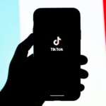 TikTok E-Commerce Guide 2025: How to Turn Views Into Sales